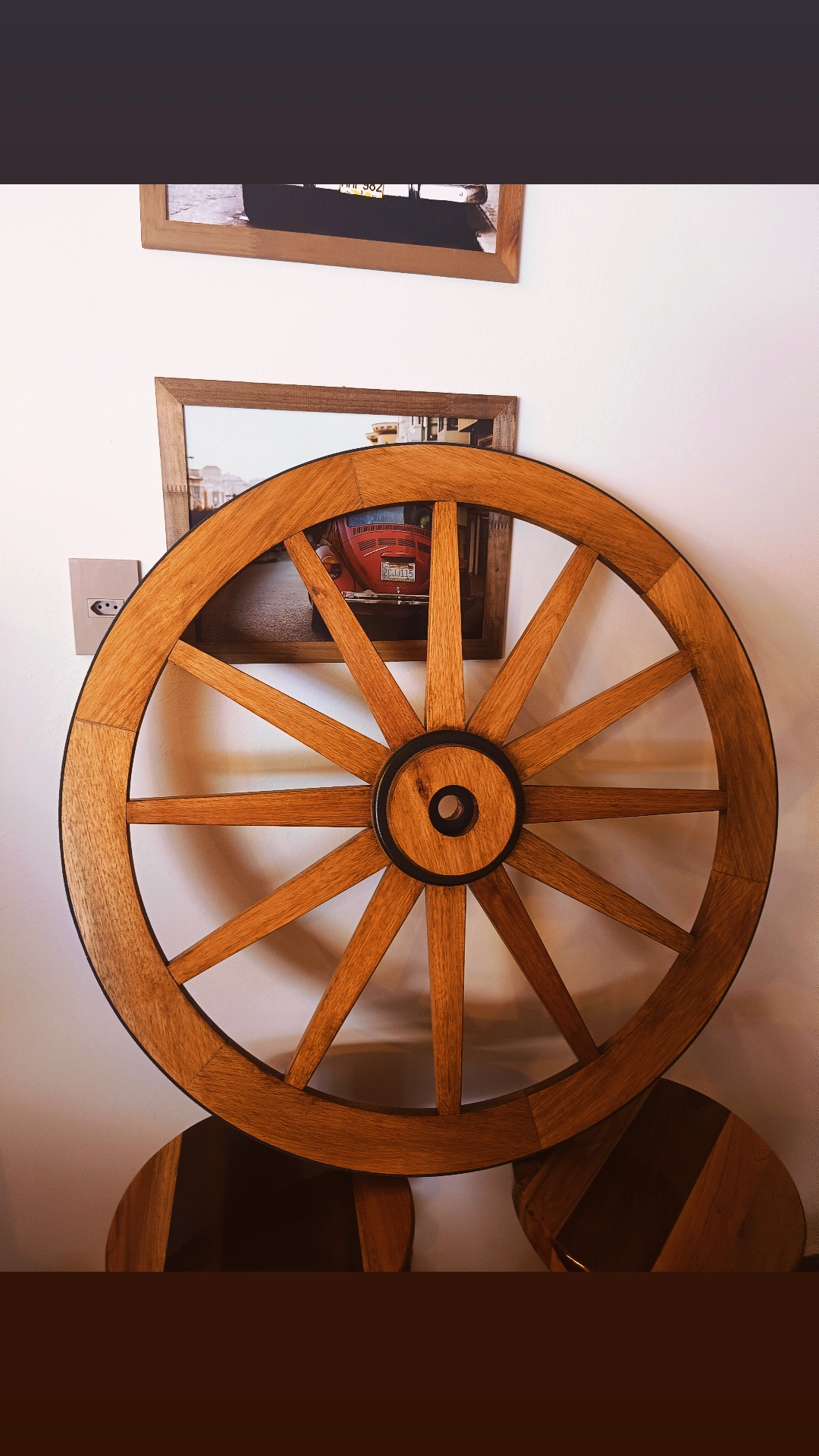 Roda de Carroça Gigante 90cm Madeira Maciça Decoração Rústica – Antunes - Imagem 12