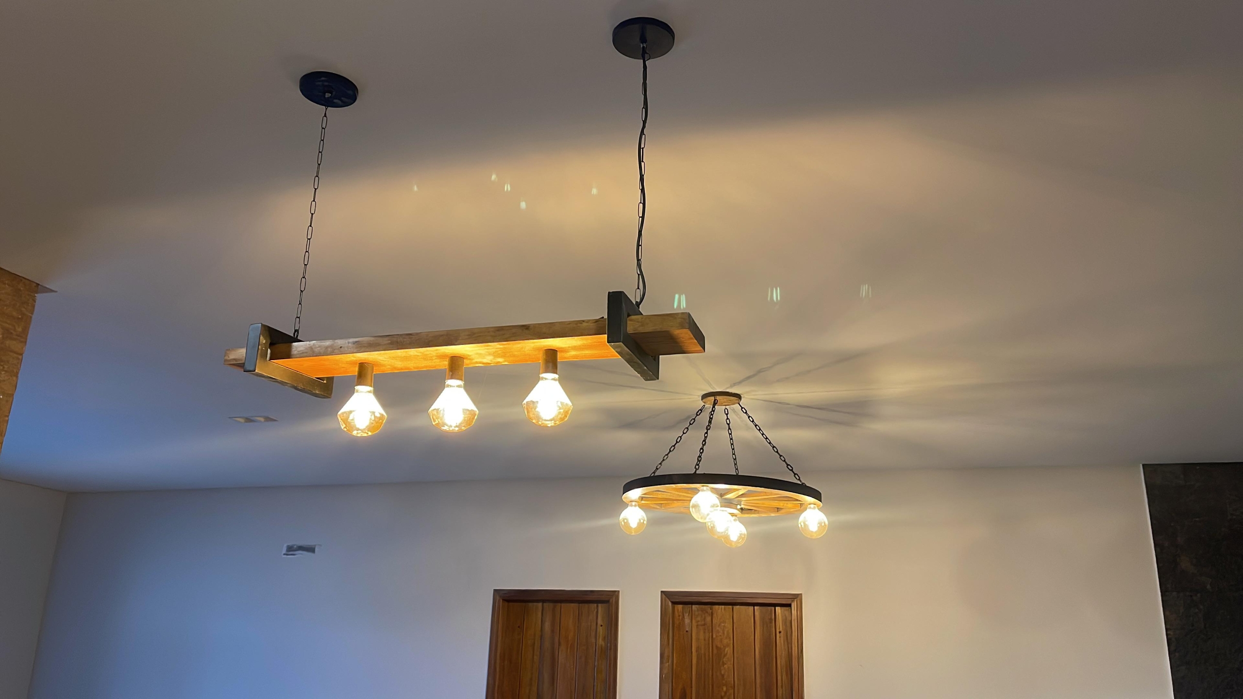 Pendente Rústico Industrial 95cm 3 Lâmpadas Madeira Maciça – Antunes (não acompanha lampadas) - Imagem 14
