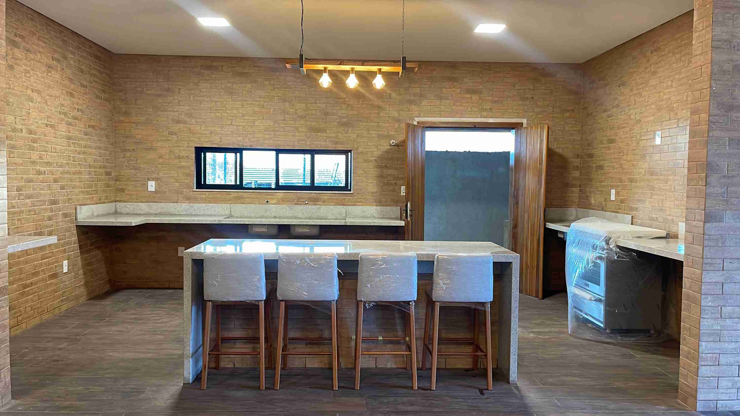 Pendente Rústico Industrial 95cm 3 Lâmpadas Madeira Maciça – Antunes (não acompanha lampadas) - Imagem 5