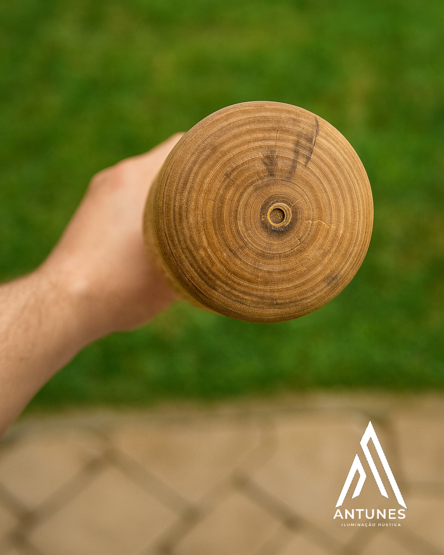 Mão de Pilão em Madeira Maciça 80cm – Torneada à Mão com Acabamento Fino | Antunes Móveis Rústico - Imagem 7