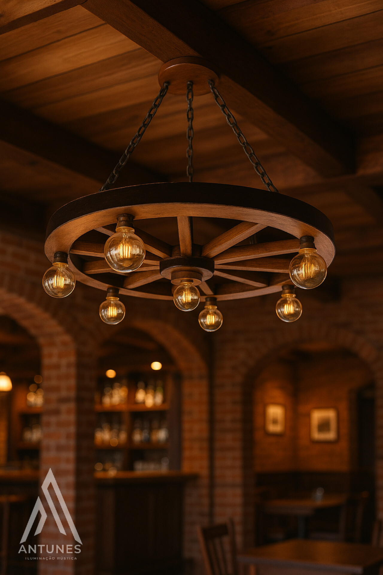 Lustre Rústico Gigante 90cm 7 Bocais Roda de Carroça Madeira Maciça Retrô Artesanal – Antunes (não acompanha lampadas) - Imagem 6