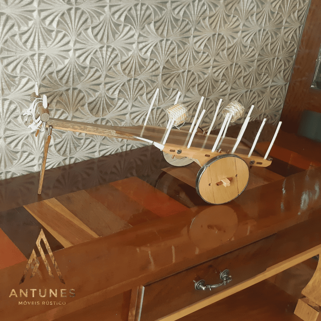 Carro de Boi Miniatura Rústica em Madeira Nobre – Decoração Fazenda, Roça, Vintage Artesanal - Imagem 7
